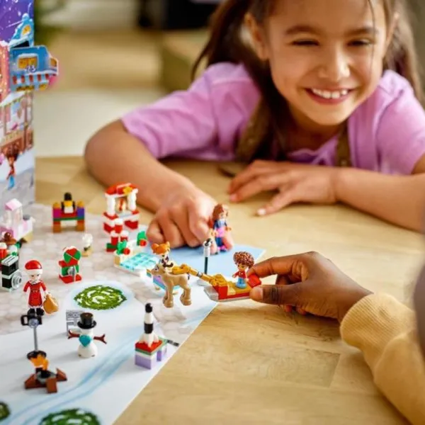 LEGO Calendriers De L'avent<41706 - ® Friends - Calendrier De L'avent