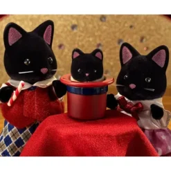 Sylvanian Families Heros & Univers< - 5530 - La Famille Chat Magicien